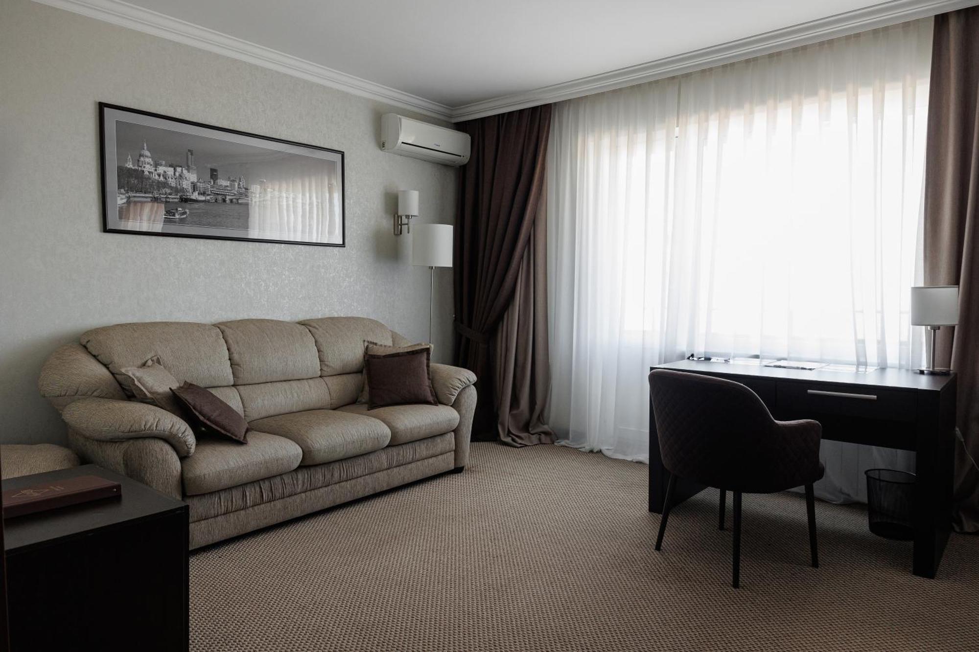 Hotel Home Parq Ekibastuz 외부 사진