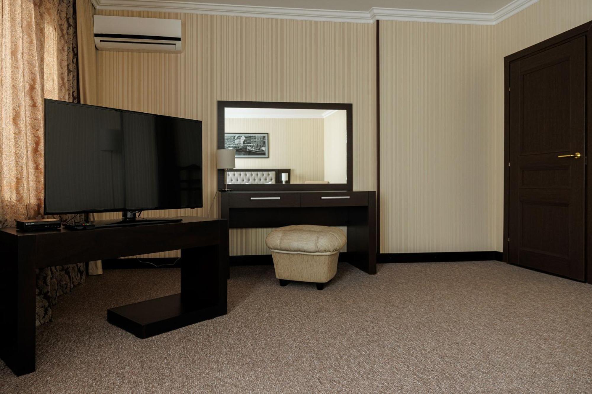 Hotel Home Parq Ekibastuz 외부 사진